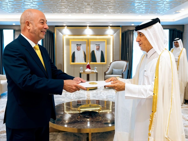 Qatar Receives Credentials from El Salvador, Panama, Cuba Ambassadors Ahead of Formal Presentation to Amir